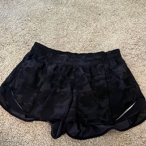 lululemon black camo